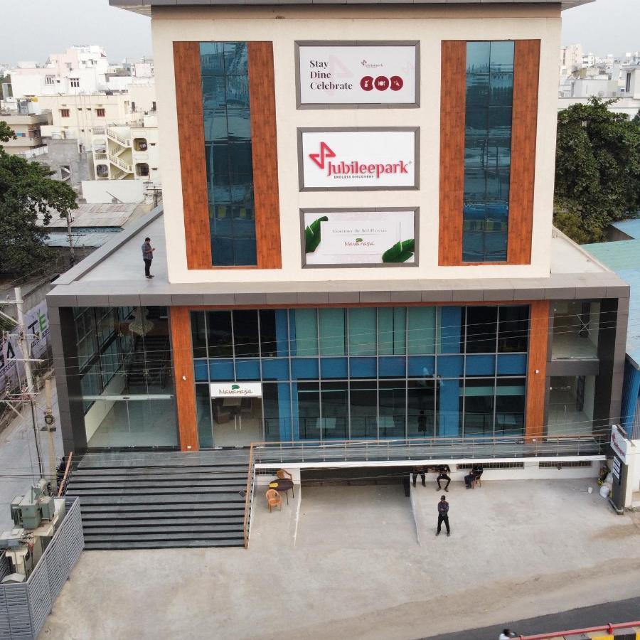 Jubilee Park Hotel Hyderabad Bagian luar foto